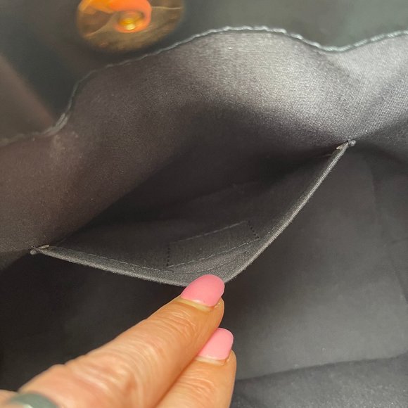 Auc Louis Vuitton Mandara Pm Shoulder Bag - Picture 16 of 17